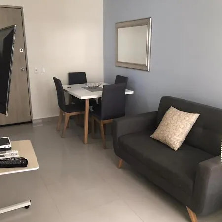 13 Apartamento Familiar En Cerca A La Playa Y A La Ciudad Amurallada * Cartagena
